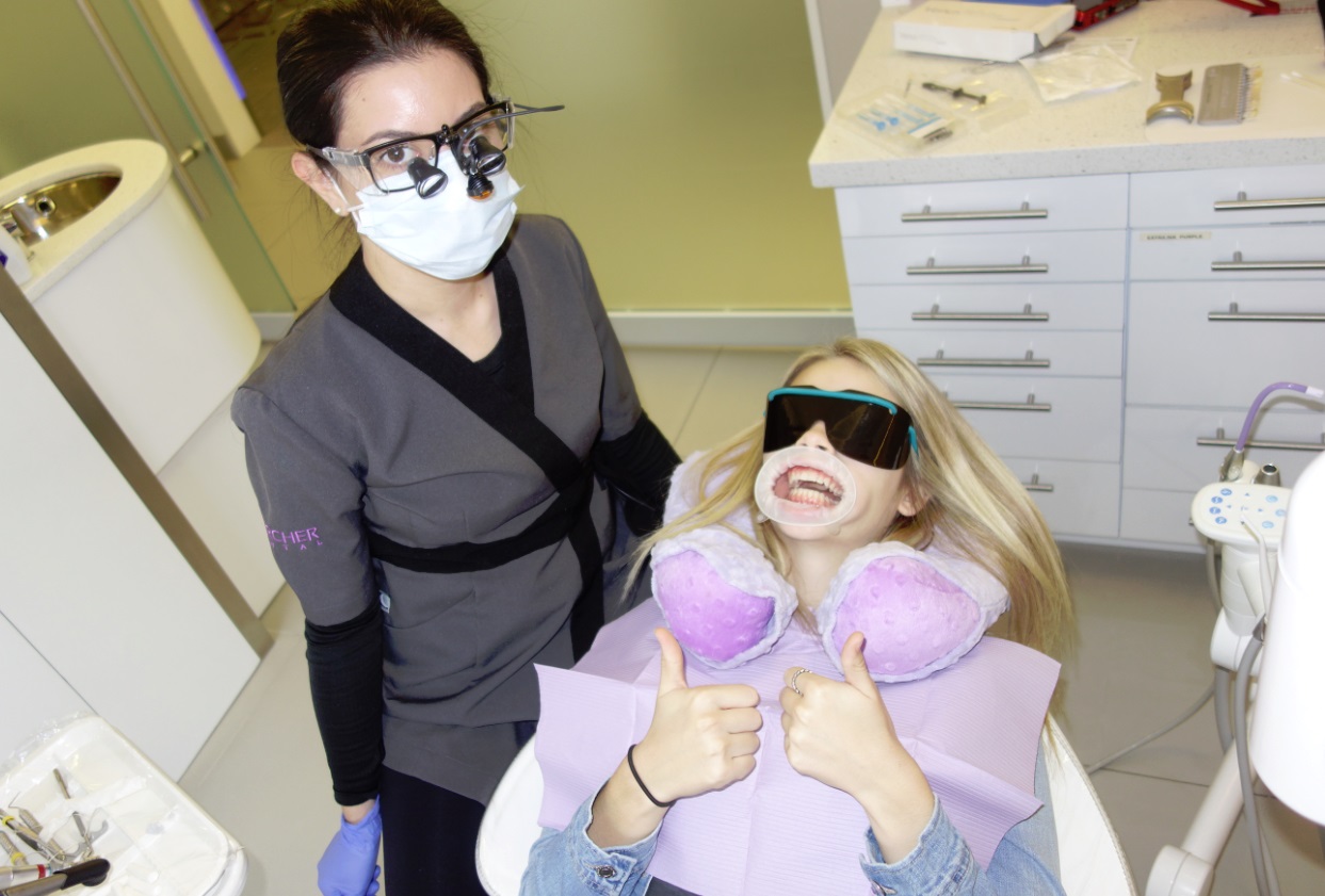 thumbs up Archer Dental teeth whitening 