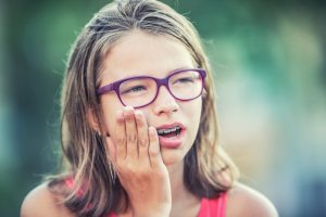 why toothache girl in pain asks